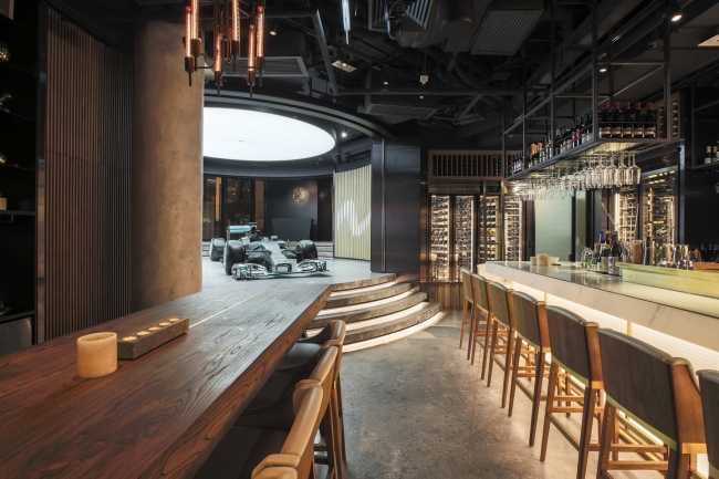 HK diners get the Mercedes-Benz treatment