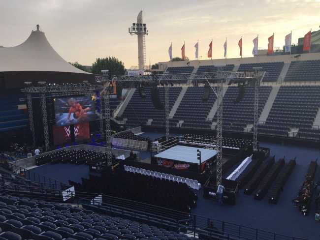 Maestra Group lays the Smackdown!