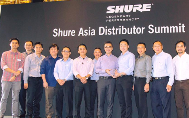 E&E receives two awards from Shure