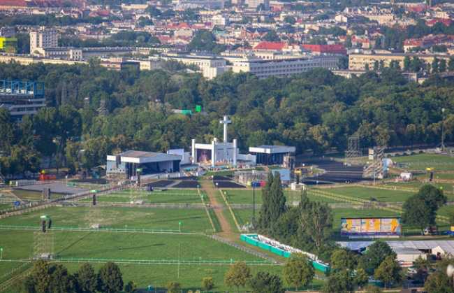 Fibre spreads the Pope’s message at World Youth Day