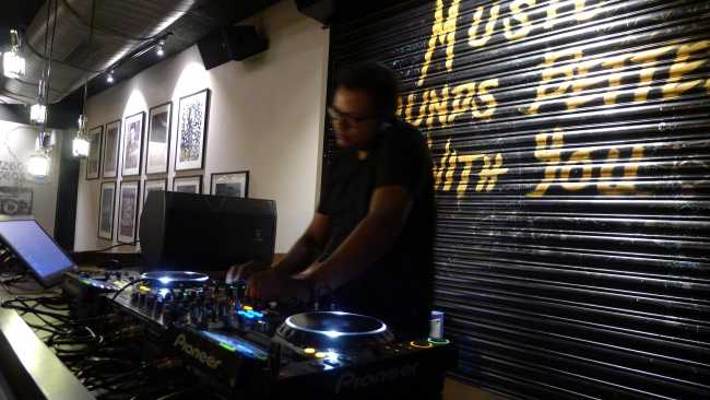 Radio Room goes live in Chennai with DAS Audio