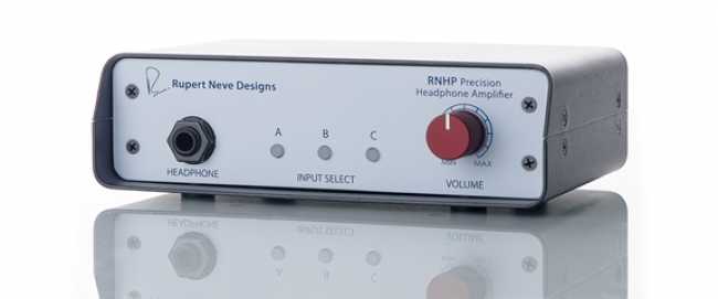 RNHP headphone amp based on desktop mixer circuitry