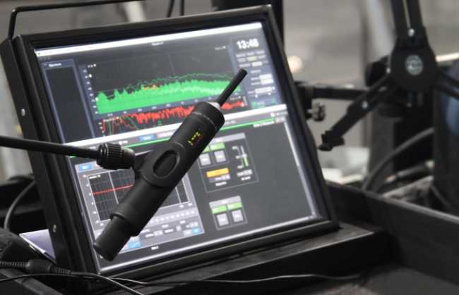 Delta measures the Groove with beyerdynamic