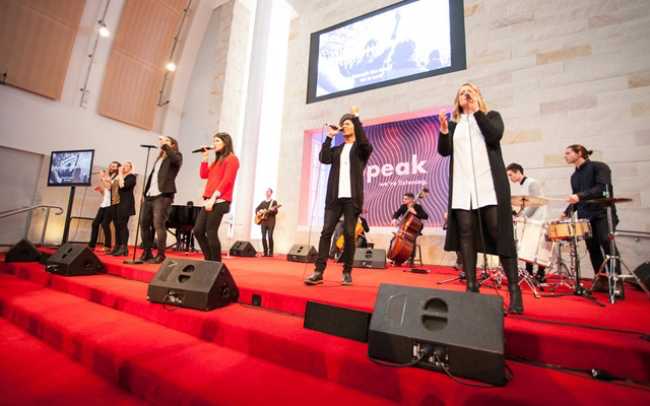 Hillsong switches frequencies with Shure 