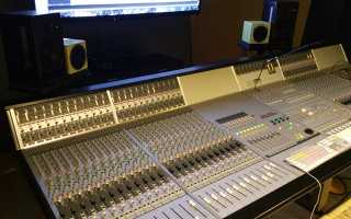 Oxygen College builds analogue studio with Audient