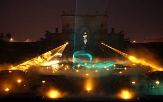 R-H brings eternal bliss to Swaminaryan Akshardham