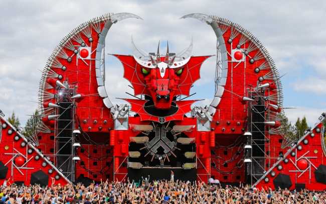Norwest Productions provides Adamson for Defqon1 Dance Party