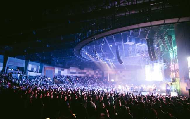Church On the Move complements Harman sound with Martin lighting
