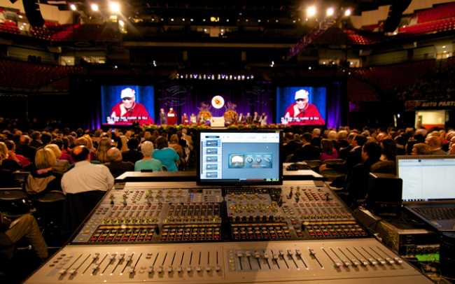 d&b ArrayCalc ensures HTB conference success at Royal Albert Hall