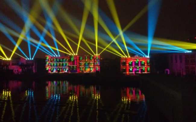 Christie powers Light of Wuxi