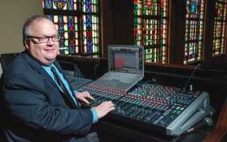 South Main Baptist Church upgrades to digital desks