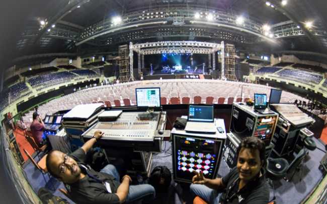 Yanni returns to India with J Davis ProSound & Lighting