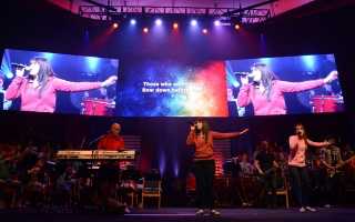 Elation provides immersive visuals for Fairhaven Church 