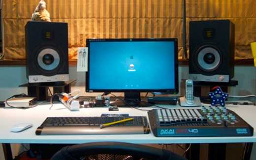DJ QuestionMark selects Eve Audio